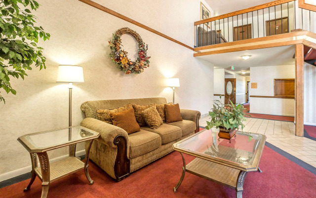 Econo Lodge Inn and Suites Sandy