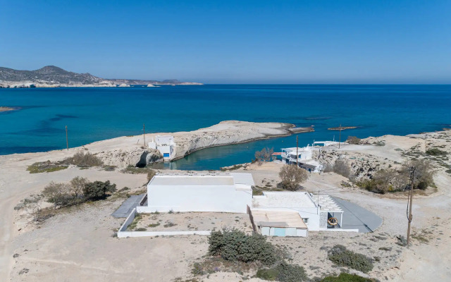 Mytakas Houses