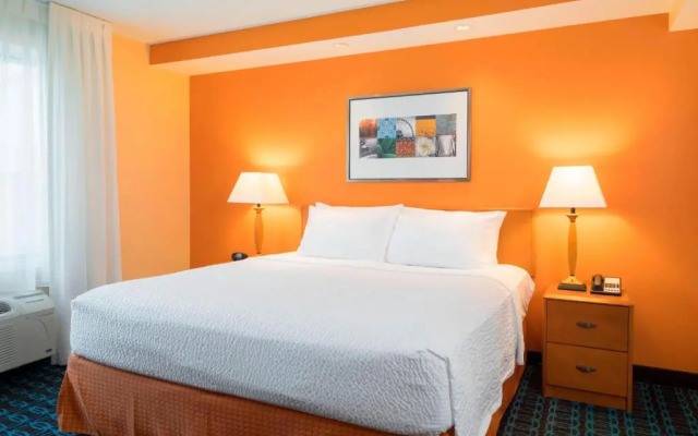 Fairfield Inn & Suites State College