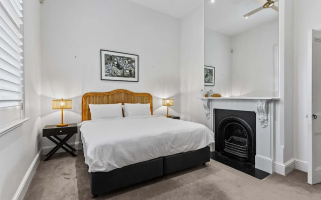 Heritage Bluestone Home Near Scotch College – Guest Rooms – Adelaide