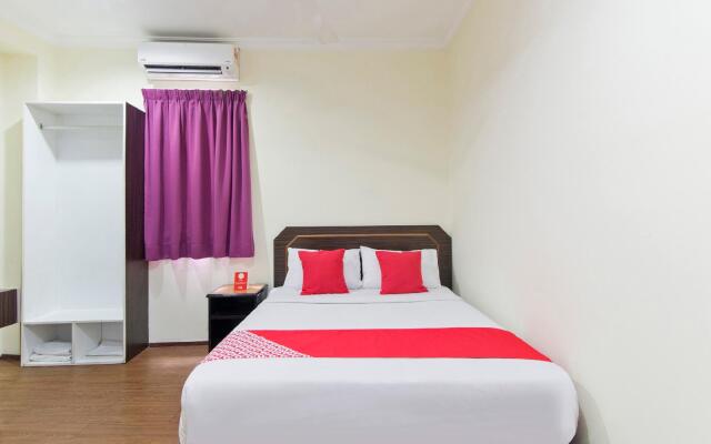 OYO 90422 T-signature Hotel Kuala Lumpur