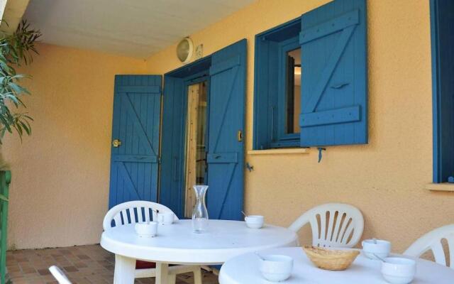 Appartement Le Lavandou, 2 pièces, 6 personnes - FR-1-251-235