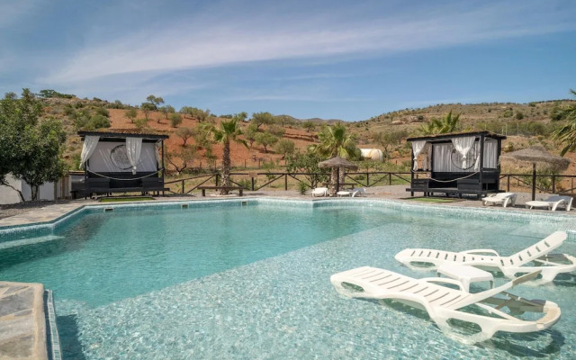Two Houses With Shared Pool Chillout and see Views