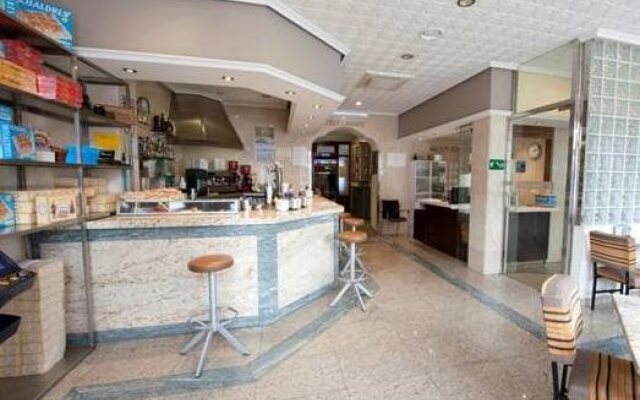 Hostal Coruña