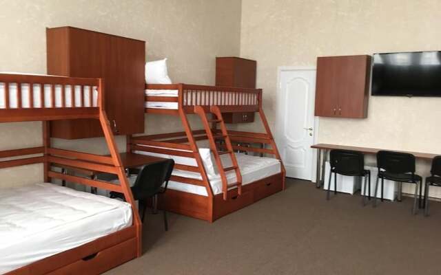 Hotel Bessarabia - Hostel