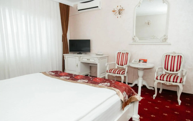 Hotel Capitol