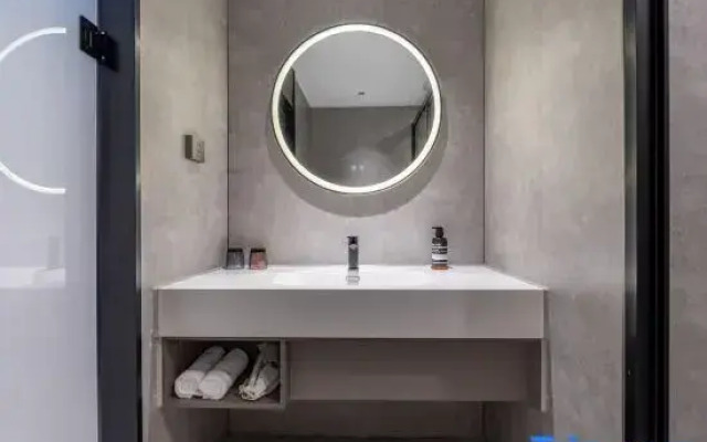 Yuexin Hotel (Shanghai Zhongshan Park Branch)