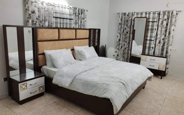 Hotel Golden Inn