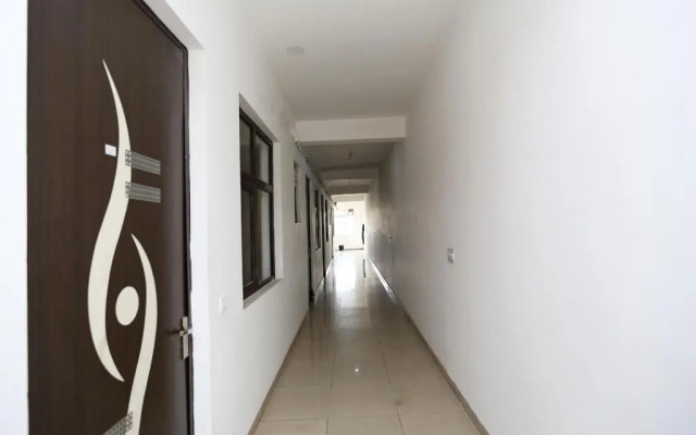 Mahak Residency By OYO Rooms