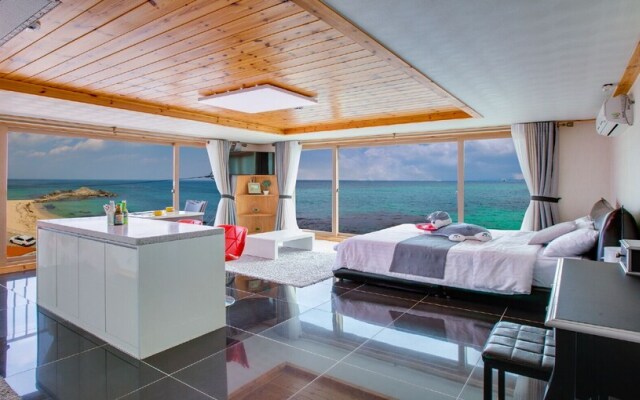 Gangneung Seaview Pension