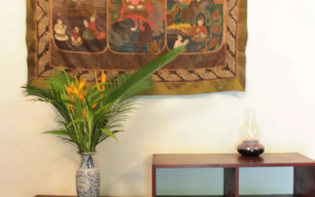 Thai Teak House Garden Homestay