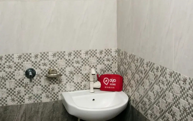 Oyo 597 Hotel Relax Inn