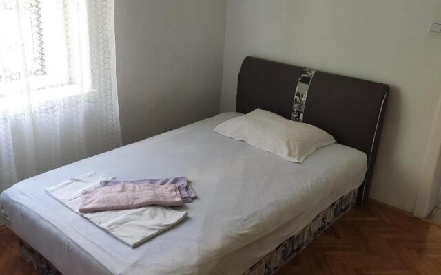 Apartment IV&AN