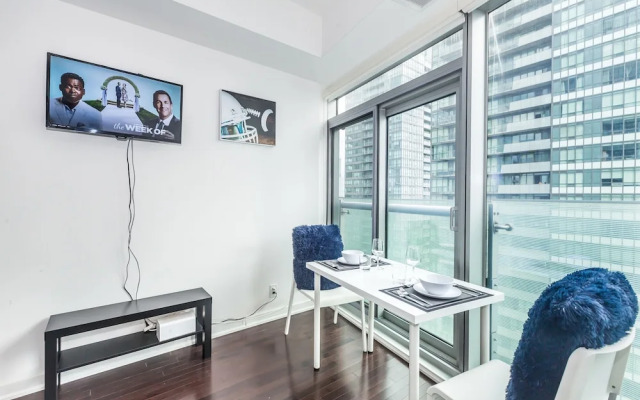 Serenity Stay With Lakeshore View From 50+ Floor