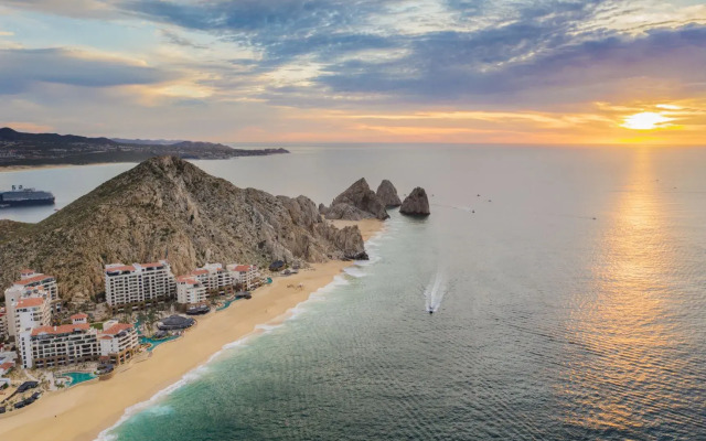 Grand Solmar Lands End Resort And Spa