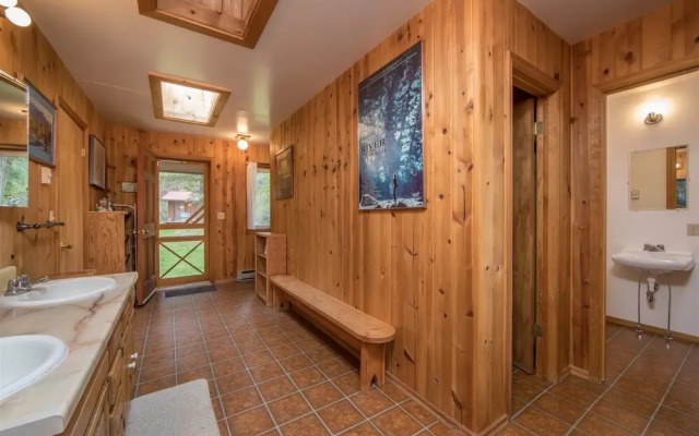 Ennis - T-Lazy-B Ranch