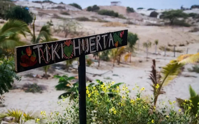 Tiki Surf House - Hostel