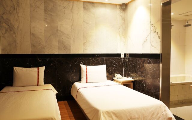 Dongdaemun Signature Hotel