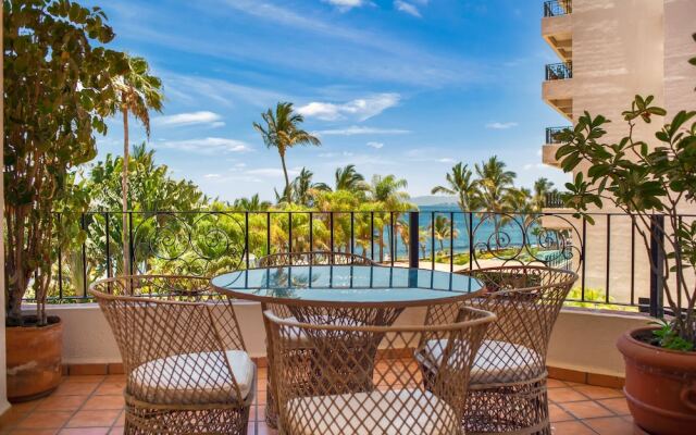 Vista del Sol by Naya Homes