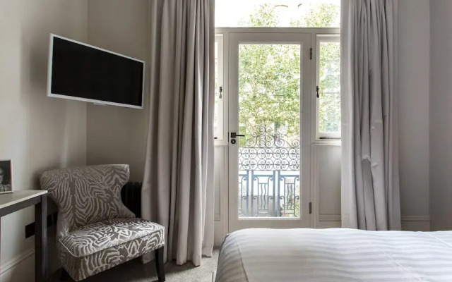 Nevern Square VIII by onefinestay
