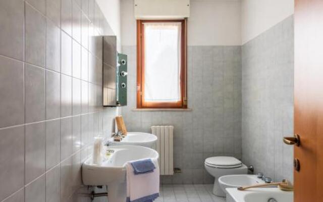 Expo City Apartment Italyving