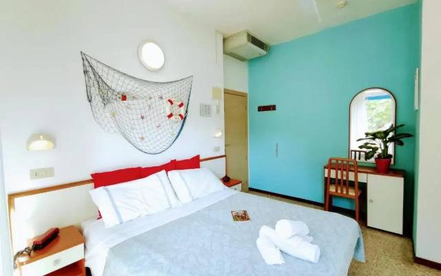 Hotel Adria B&B - Colazione fino alle 12