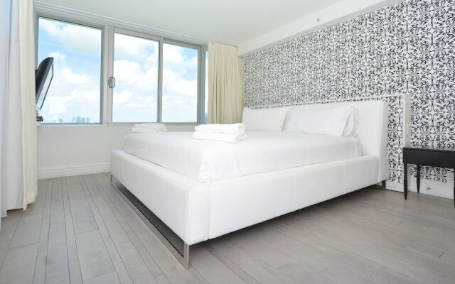 Miami World Rental - Mondrian 1026