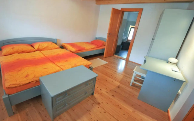 Apartments Tonkli
