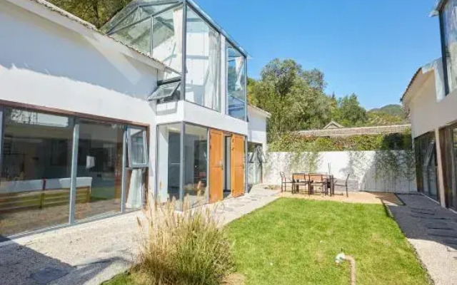 Banshan Banshui Guesthouse