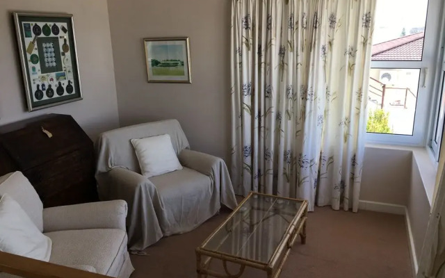 Kingfisher Beach House