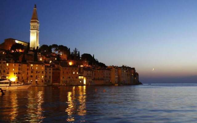 App and Rooms Marojevic