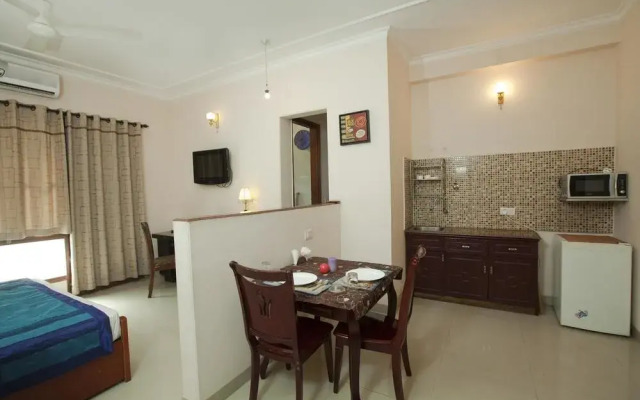 OYO Premium DLF Phase 4
