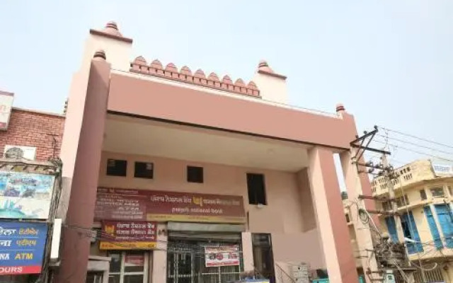 Raj Mahal Motel