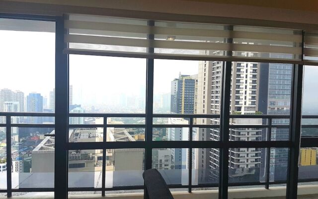 SIGLO SUITES @ Milano Residences