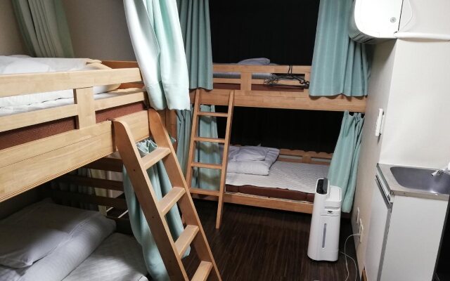 Yokohama Central Hostel