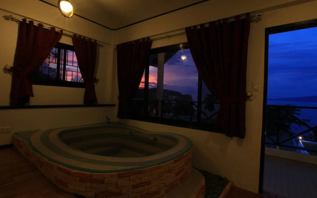 Paradise Resort & Dive Center