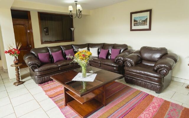 Yucay Plaza Inn