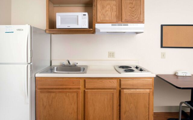 Extended Stay America Select Suites - Oklahoma City - Southeast