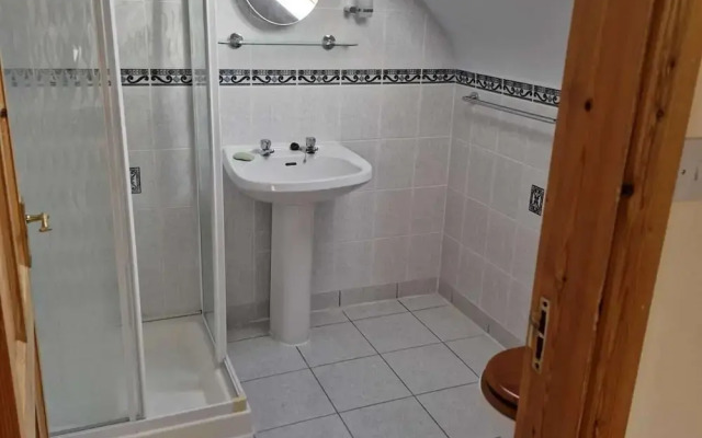 Villa Daffodil - Sleeps 2 & Stunning Seaside Views