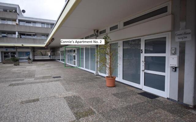 Connie's Apartments