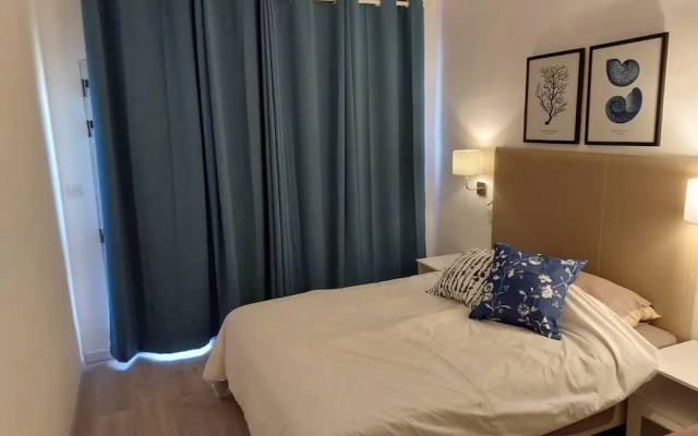 Excellent Views 2-bed Apartment in Marsalforn Gozo