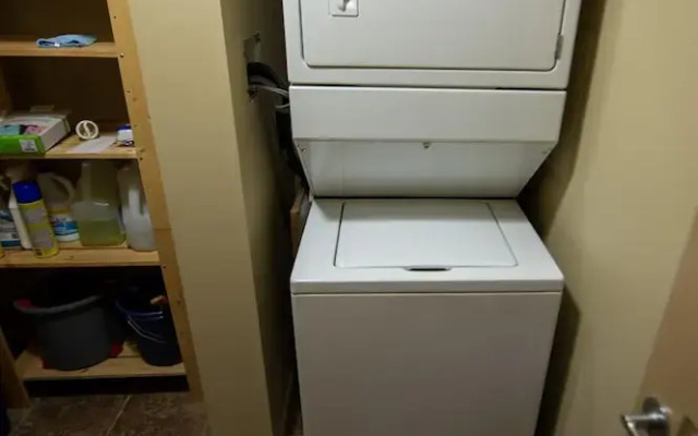 Two Bed Two Bath Corner Unit #432