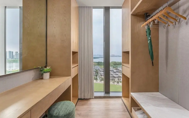 Holiday Inn Wuhan Houguan Lake by IHG