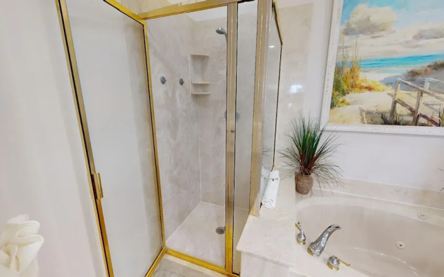 Desoto Beach Club 304