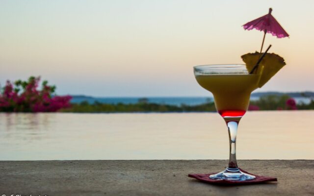 El Regalo Resort