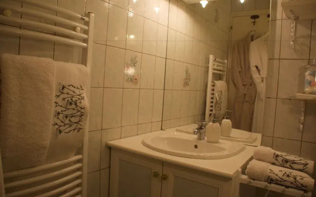 "La Coustille" Chambres et Table d'Hôtes