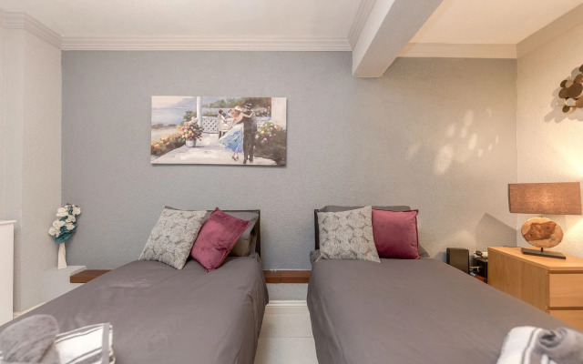 Watford General Suites