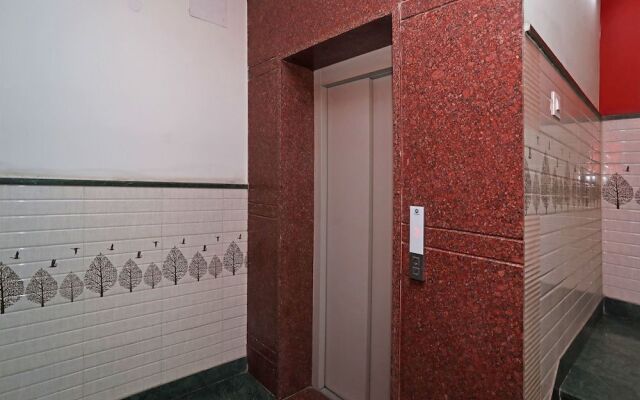 OYO Flagship 545 Rohini Pitampura