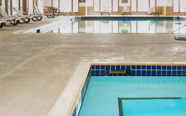 Holiday Inn Express & Suites Hayward by IHG