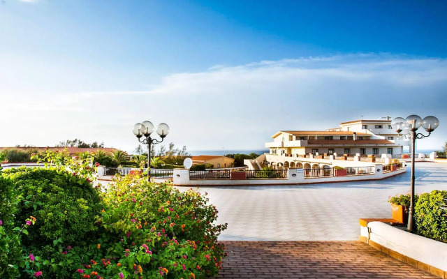 La Plage Resort